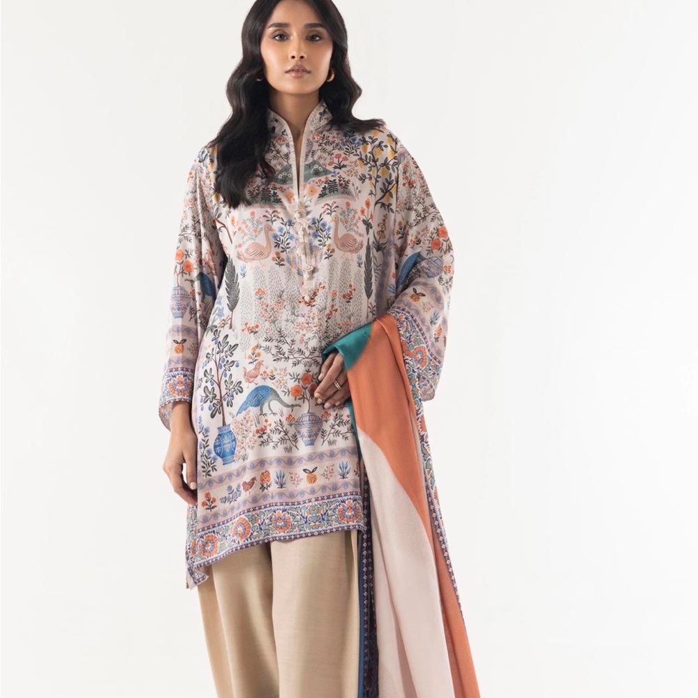 Floral Print Kurta with Multicolor Dupatta M